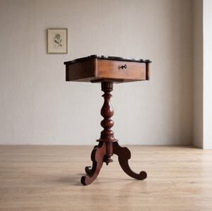 Nähtisch Biedermeier 1860