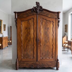 Schrank Kleiderschrank Historismus 1880 Nussbaum Wurzelholz