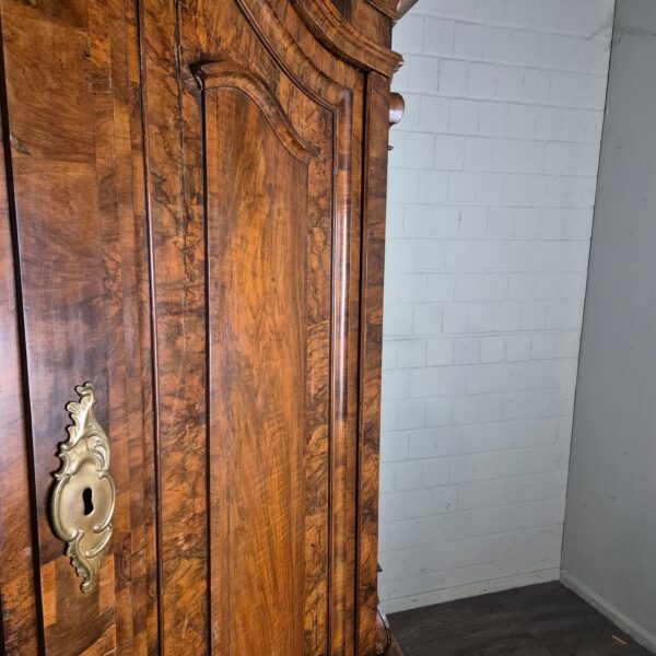 Zangenkopfschrank Schrank Barock 1750 Nussbaum - immagine 16