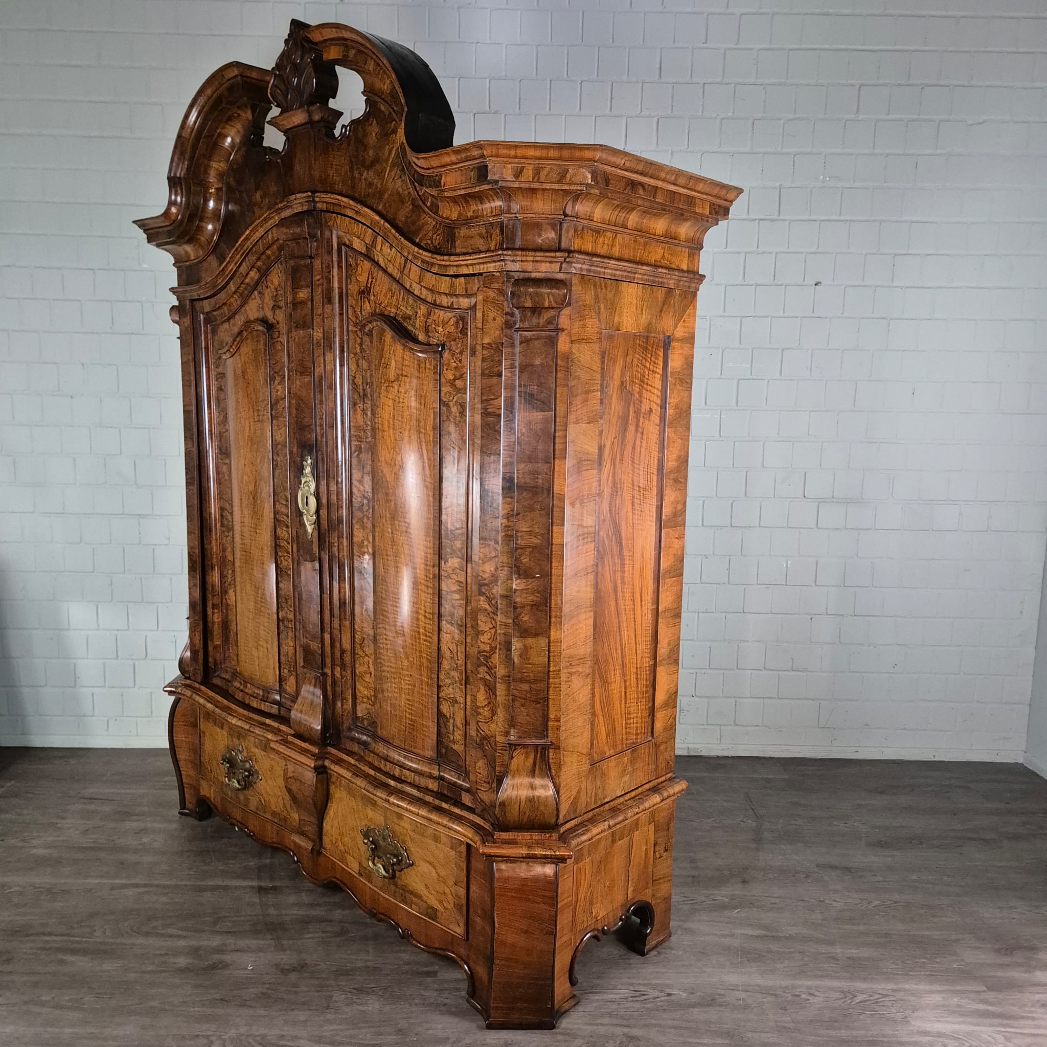 Zangenkopfschrank Schrank Barock 1750 Nussbaum - immagine 5