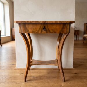 Nähtisch Biedermeier 1840 Nussbaum