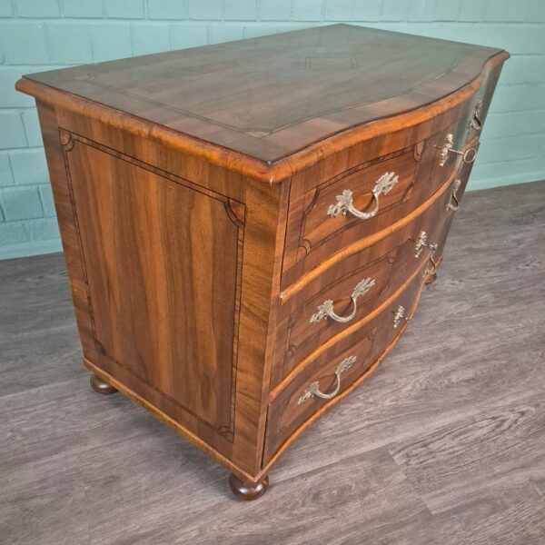 Barockkommode Kommode Barock 1770 Nussbaum - immagine 3