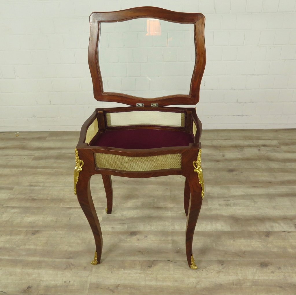 Tischvitrine Tisch Nussbaum 0,61 m x 0,49 m