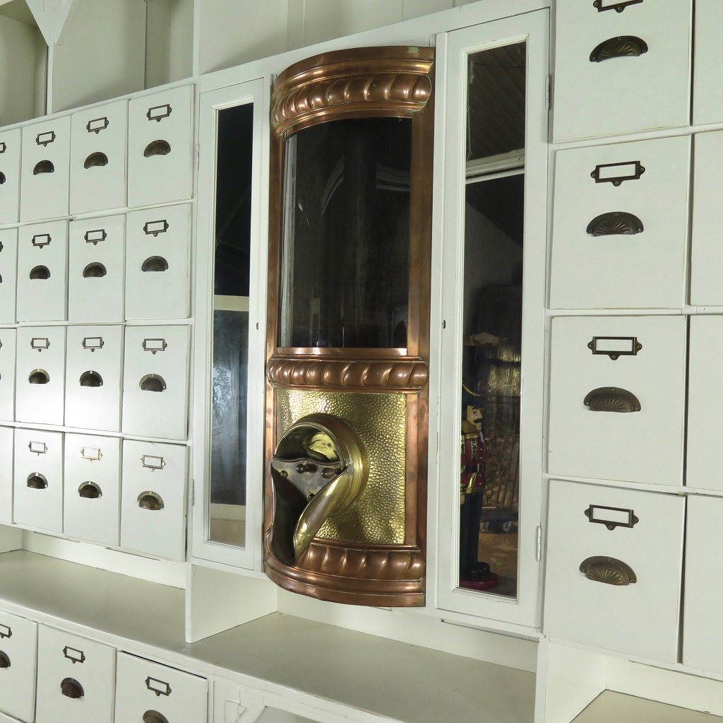 Kaffeeschrank Jugendstil 1910