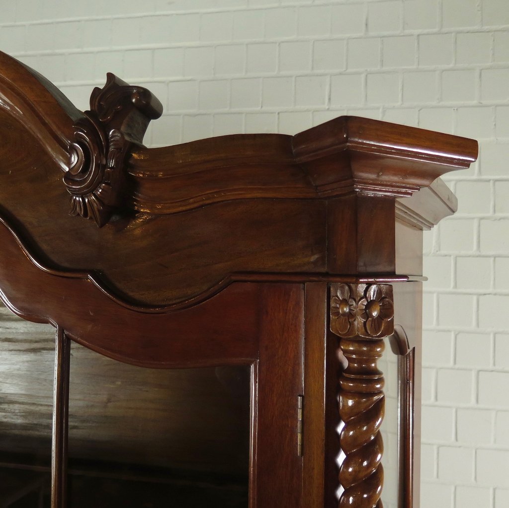 Vitrine Schrank Barockstil 1920