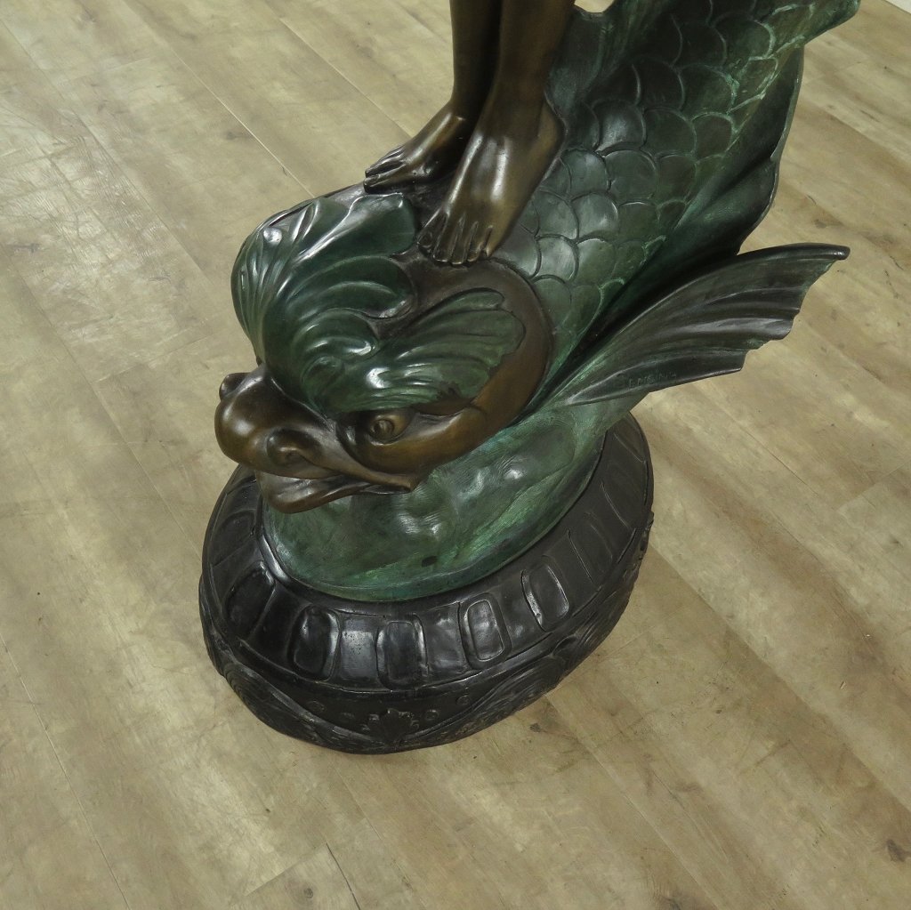 Wasserspeier Skulptur Frau auf Fisch Bronze 1,50 m
