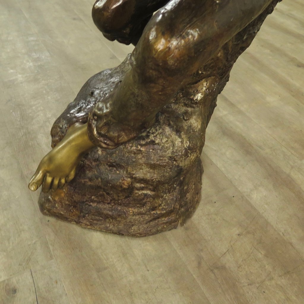 Skulptur Junge mit Blockflöte Bronze 1,12 m
