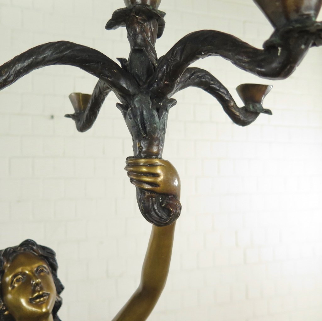 Kerzenständer Frau Bronze 1,06 m