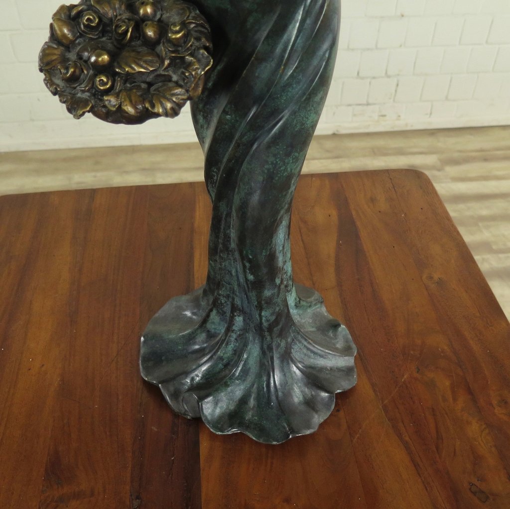 Kerzenständer Frau Bronze 1,06 m
