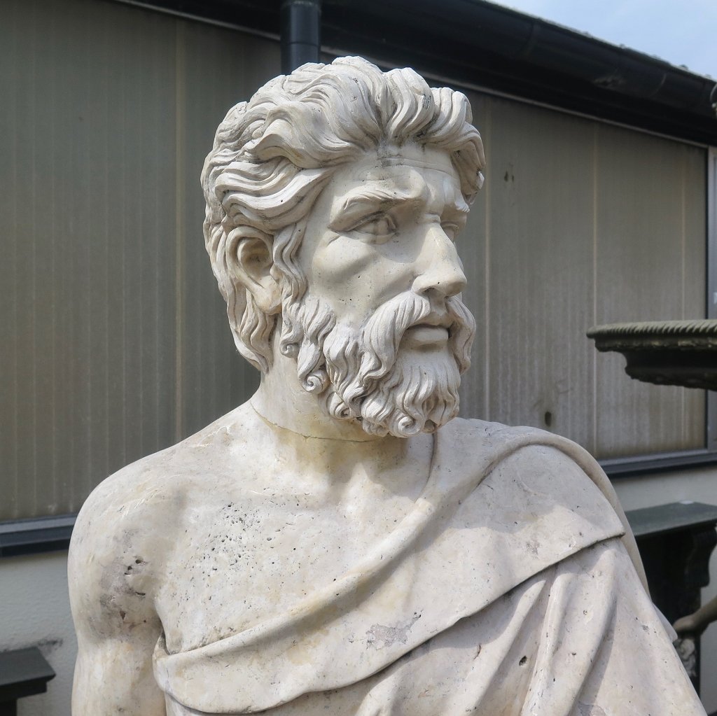 Skulptur Wasserspeier Griechischer Gott 2,00 m