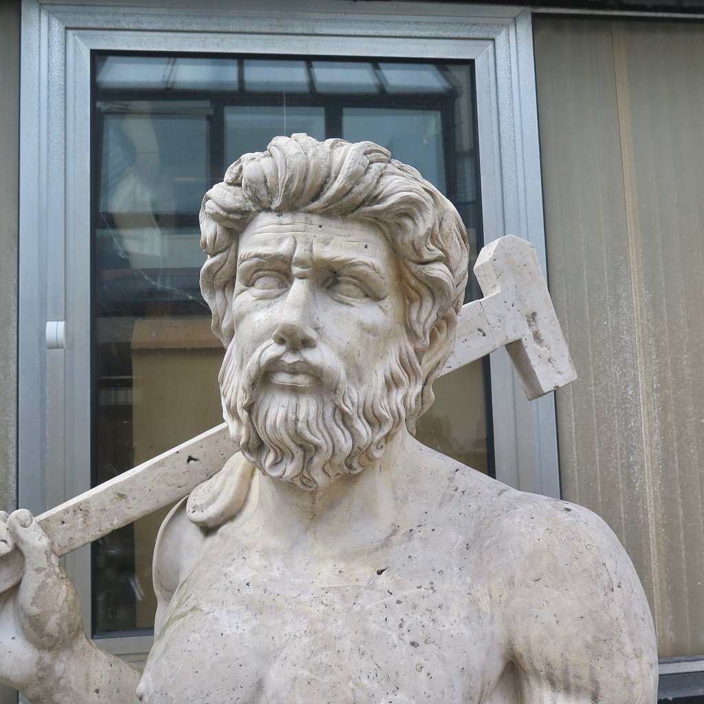 Skulptur Wasserspeier Griechischer Gott 2,00 m