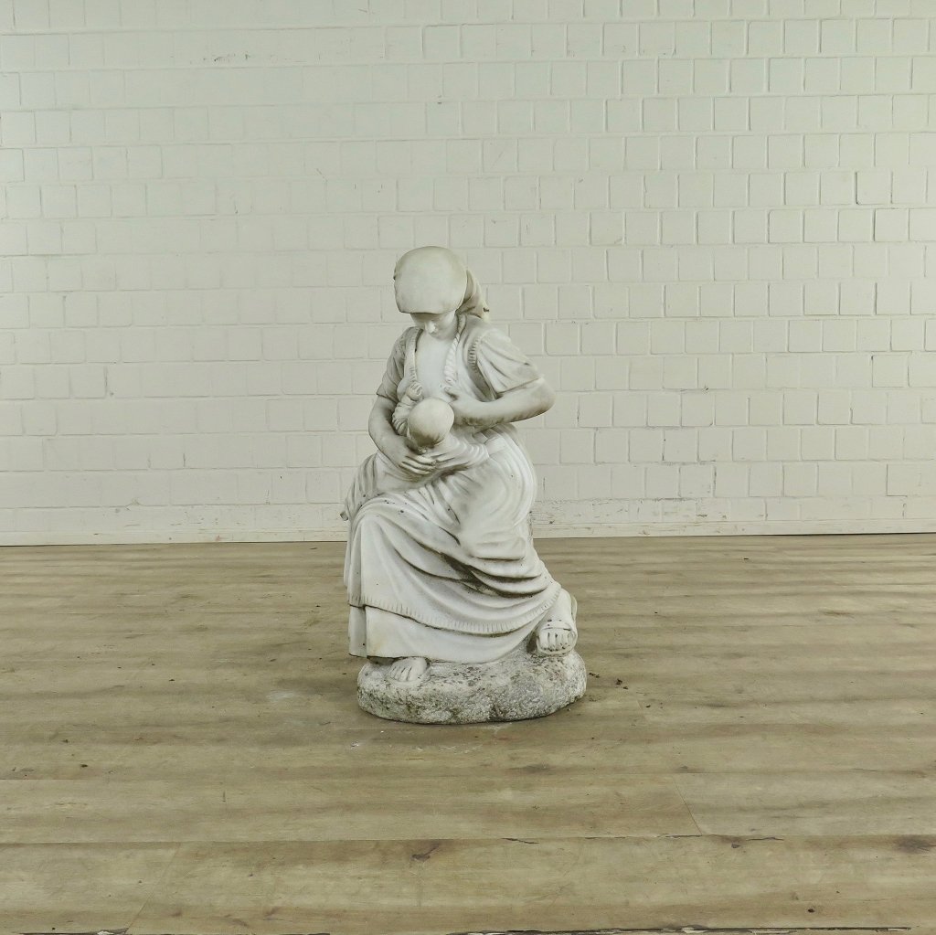 Skulptur Stillende Mutter Marmor 0,85 m