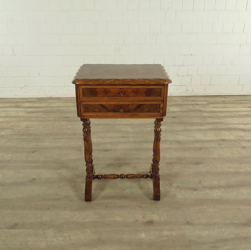 Nähtisch Biedermeier 1860 Nussbaum