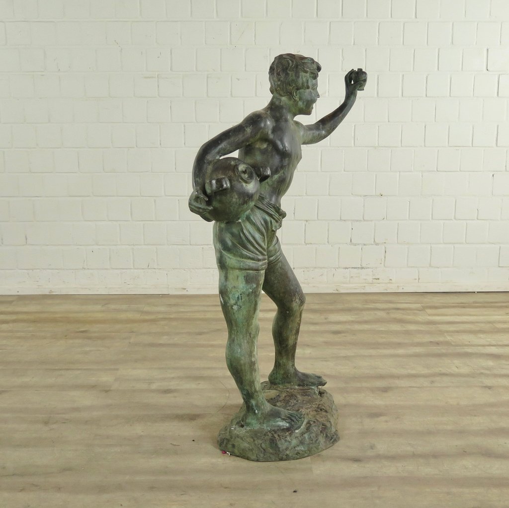 Wasserspeier Skulptur Bronze Junge 1,23 m