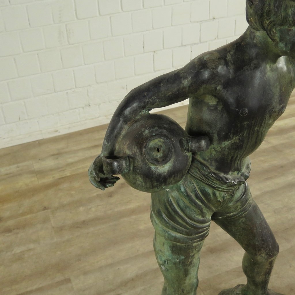 Wasserspeier Skulptur Bronze Junge 1,23 m