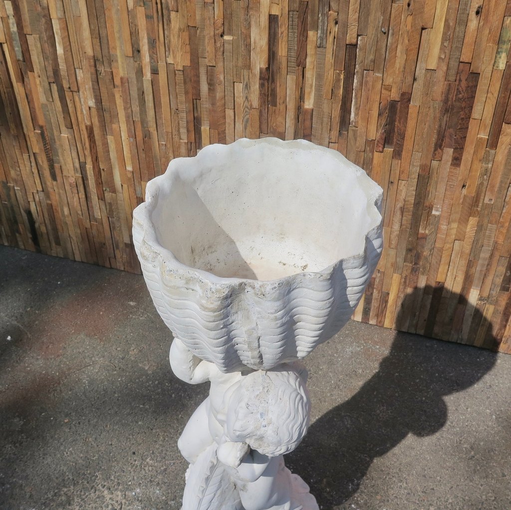 Wasserspeier Beton Putte auf Fisch 1,00 m