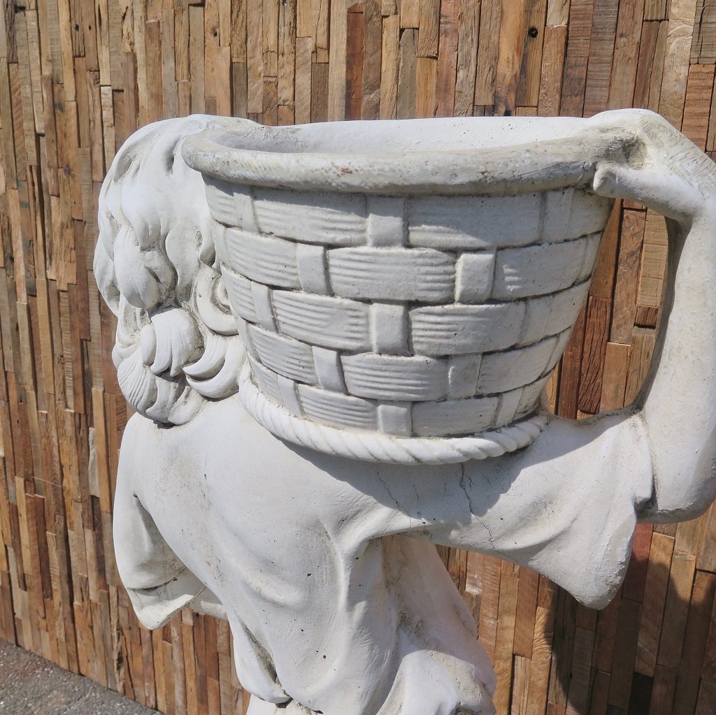 Dekoration Beton Bauernjunge mit Korb 1,10 m