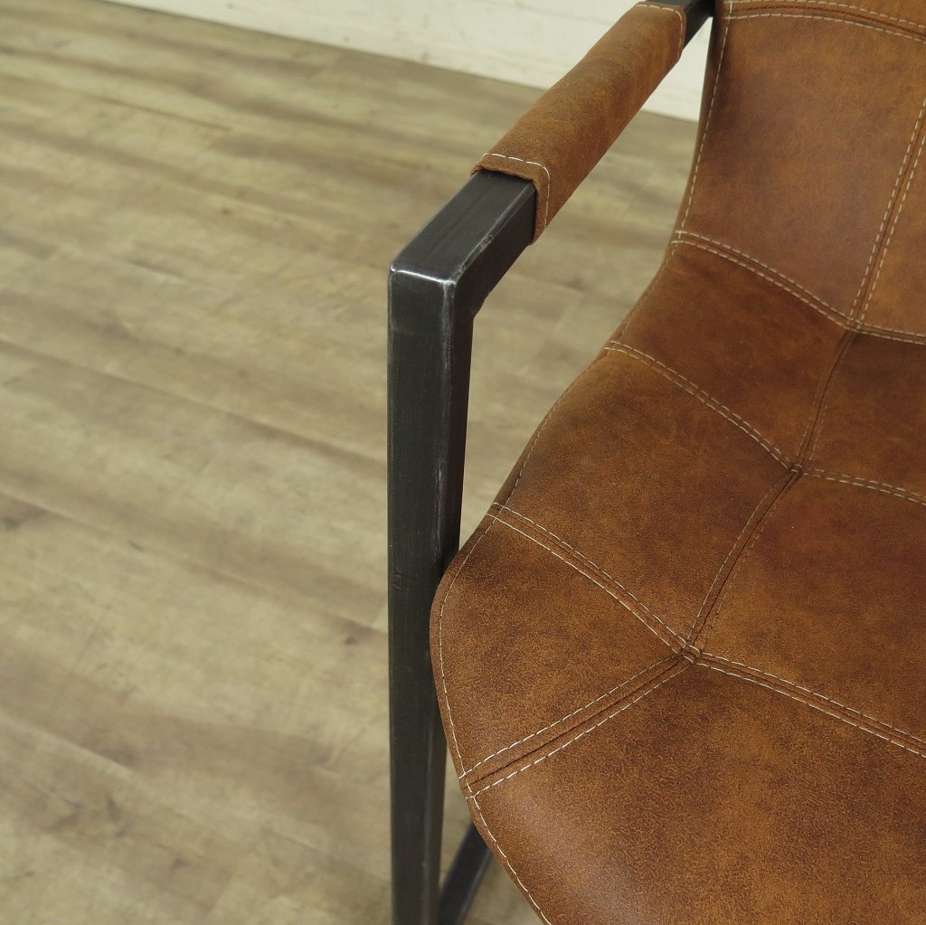 Stuhl Industrial Design Cognac