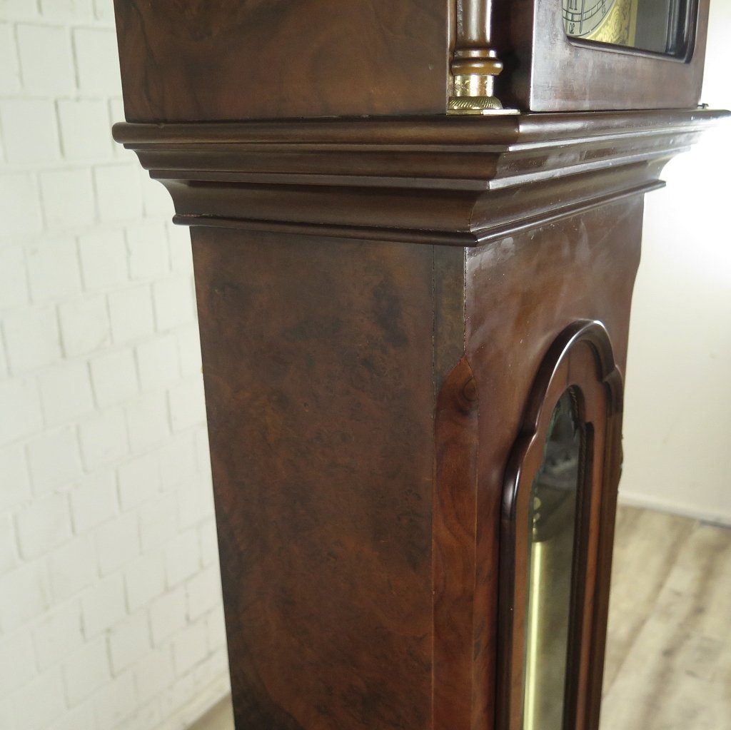 Standuhr Uhr Nussbaum