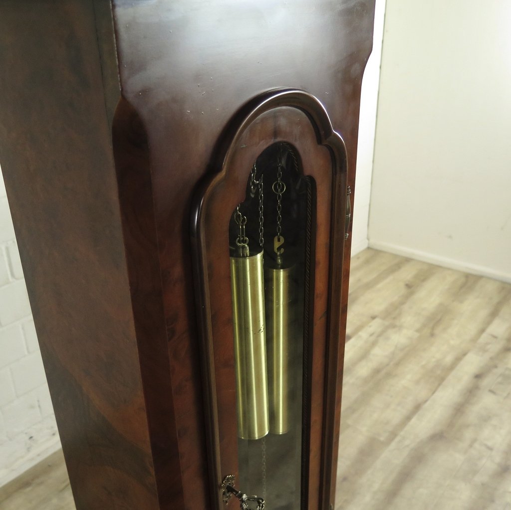 Standuhr Uhr Nussbaum