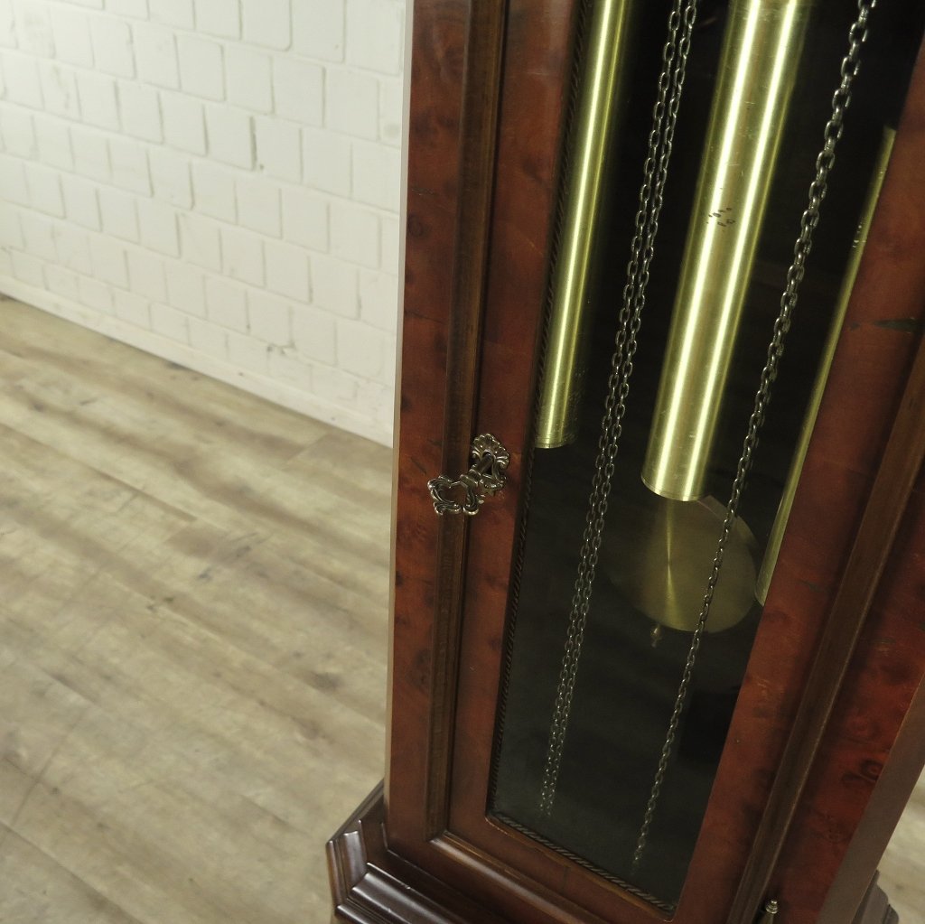 Standuhr Uhr Nussbaum