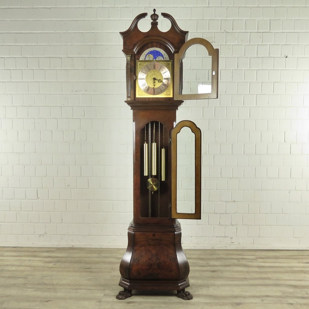 Standuhr Uhr Nussbaum