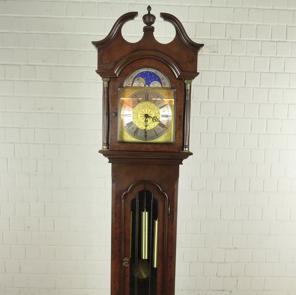 Standuhr Uhr Nussbaum