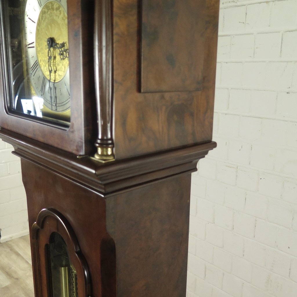 Standuhr Uhr Nussbaum