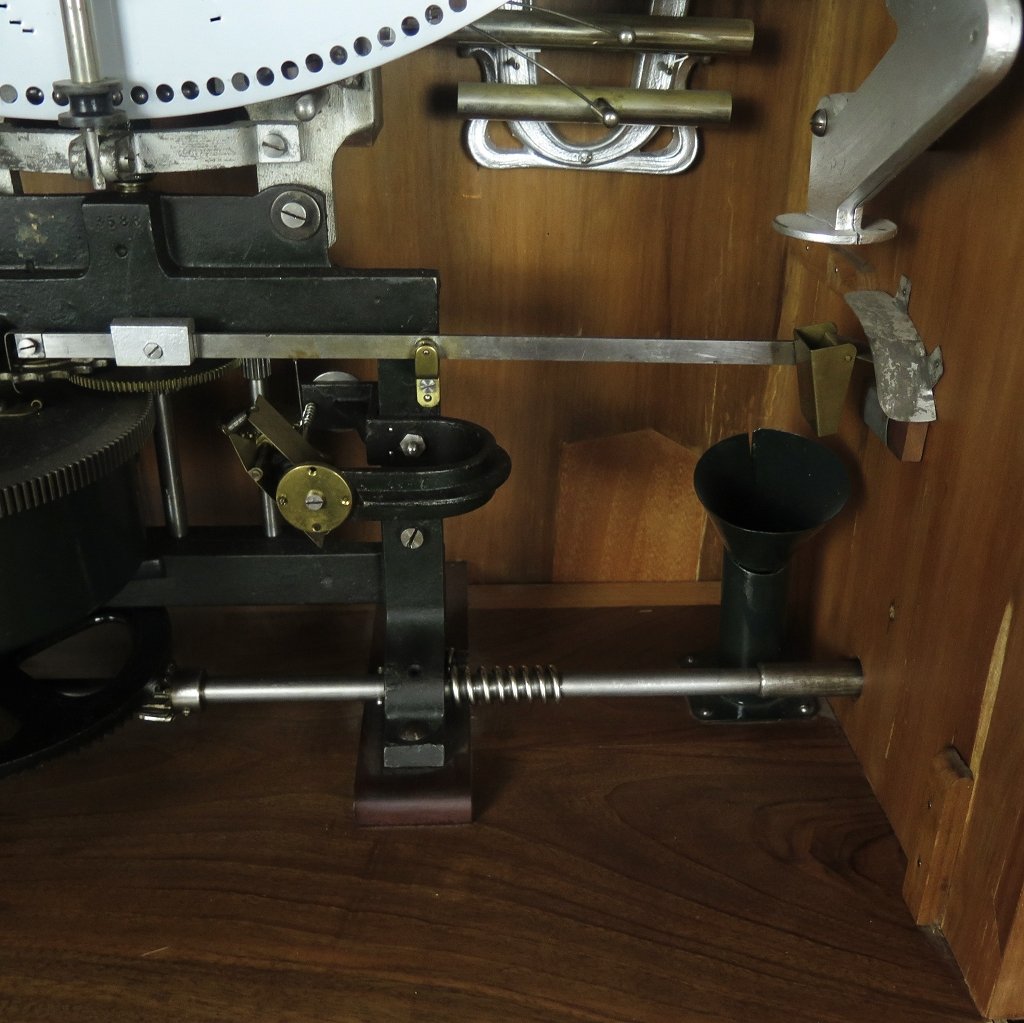 Spieluhr Lochmann Musik-Automat Gründerzeit 1890 Nussbaum