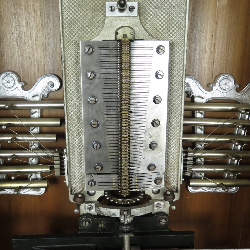 Spieluhr Lochmann Musik-Automat Gründerzeit 1890 Nussbaum