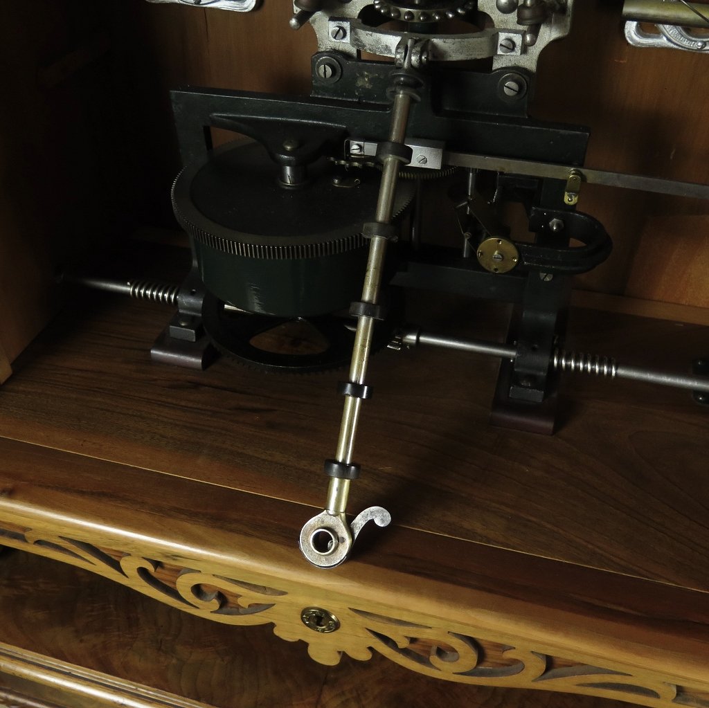 Spieluhr Lochmann Musik-Automat Gründerzeit 1890 Nussbaum