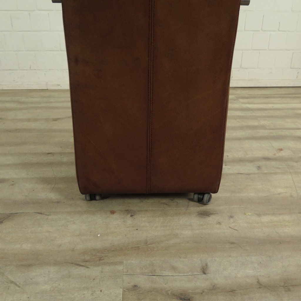 Stuhl / Sessel auf Rollen Cognac