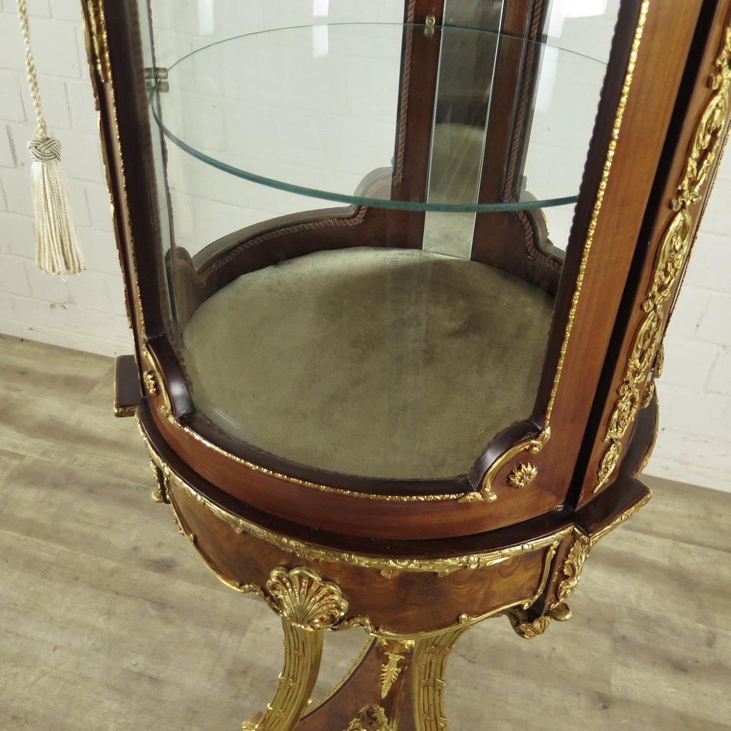 Vitrine Schaukasten Barockstil Nussbaum Marmor 1,47 m