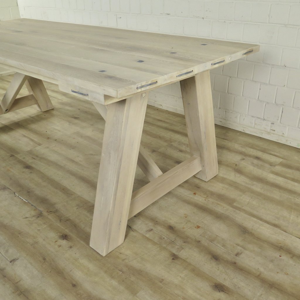 Esstisch Tisch Eiche 2,20 m x 0,90 m