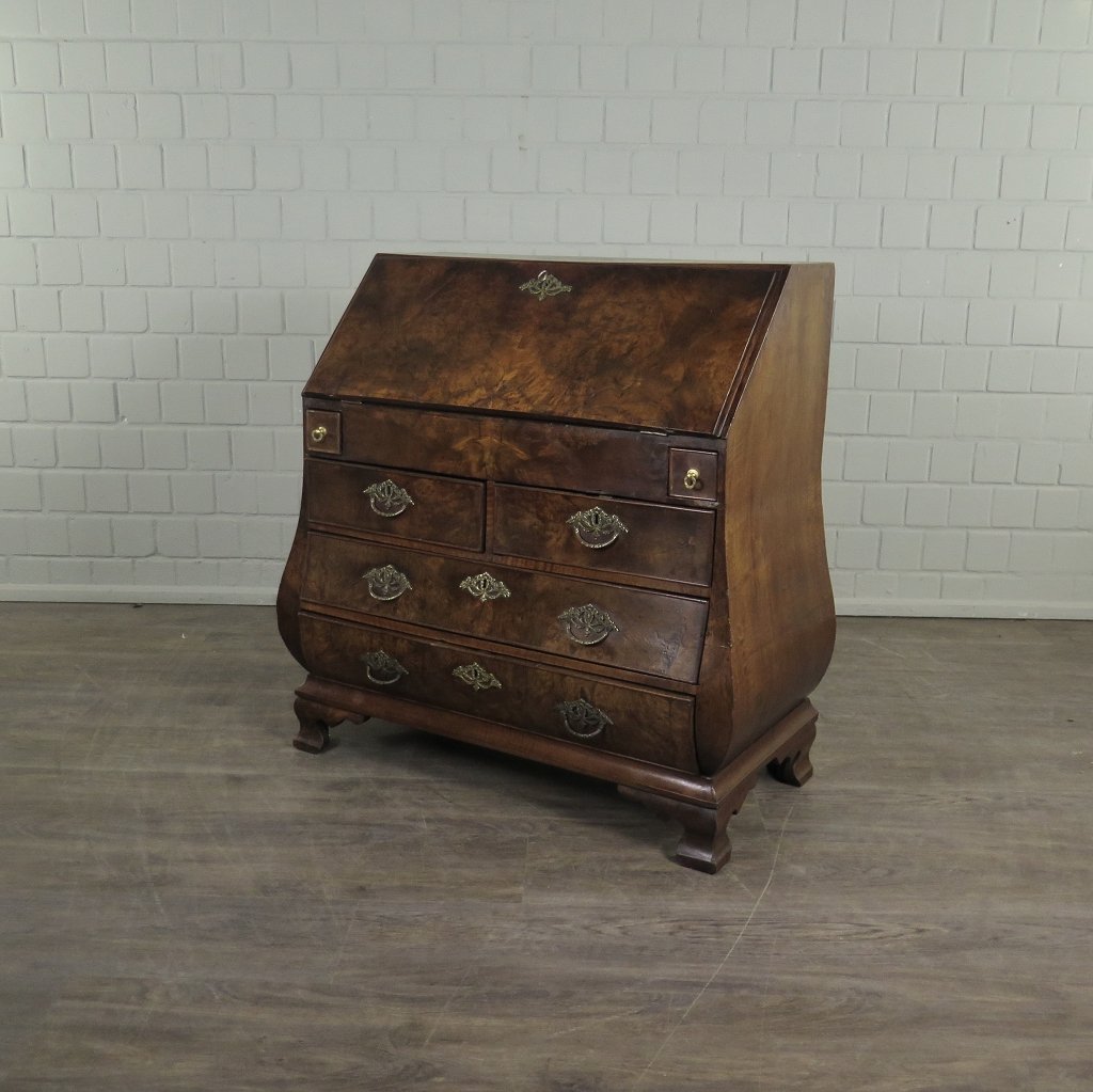 Schreibtisch Sekretär Barock 1750 Nussbaum