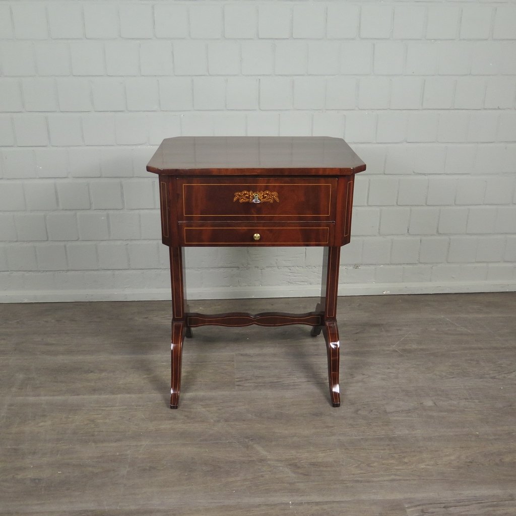 Nähtisch Biedermeier 1820 Mahagoni