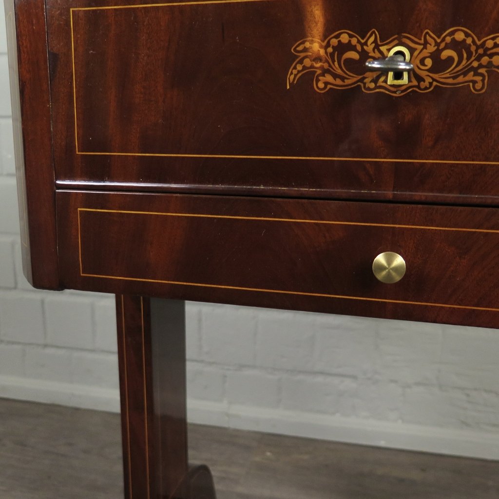 Nähtisch Biedermeier 1820 Mahagoni