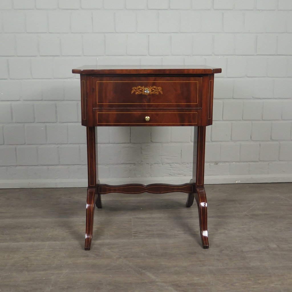 Nähtisch Biedermeier 1820 Mahagoni
