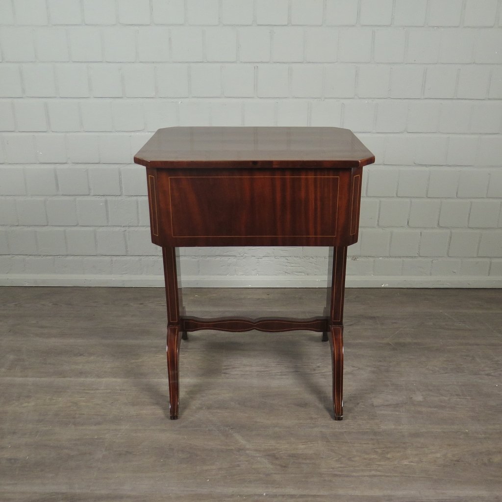 Nähtisch Biedermeier 1820 Mahagoni