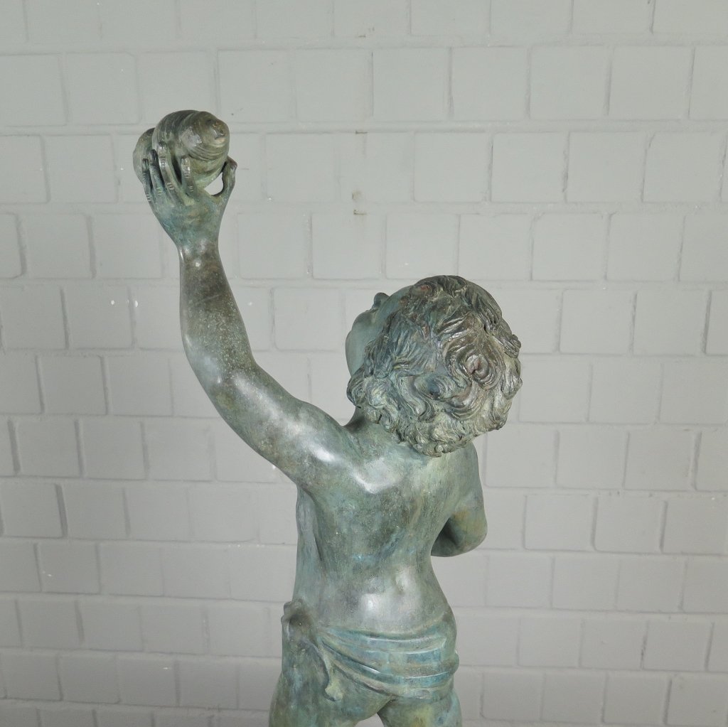 Wasserspeier Wasserspiel Putte mit Muschel Bronze 0,87 m