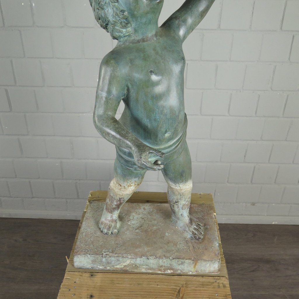 Wasserspeier Wasserspiel Putte mit Muschel Bronze 0,87 m