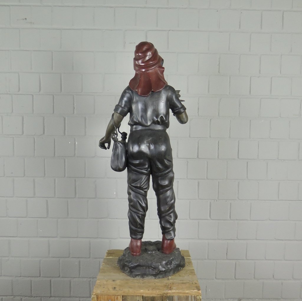 Kerzenständer Kandelaber Skulptur Figur mit Tasche Bronze 1,02 m