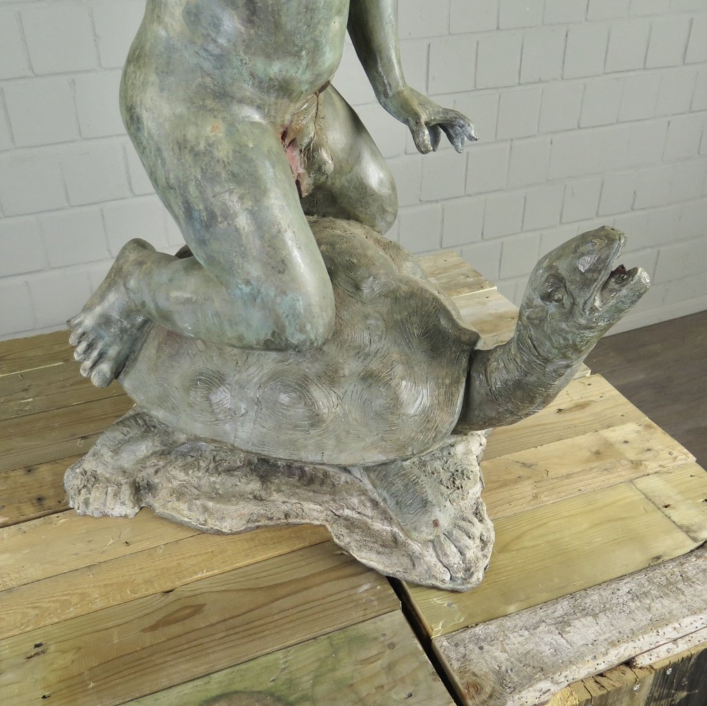 Wasserspeier Wasserspiel Putte auf Schildkröte Bronze 0,97 m