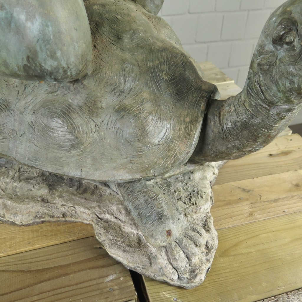 Wasserspeier Wasserspiel Putte auf Schildkröte Bronze 0,97 m