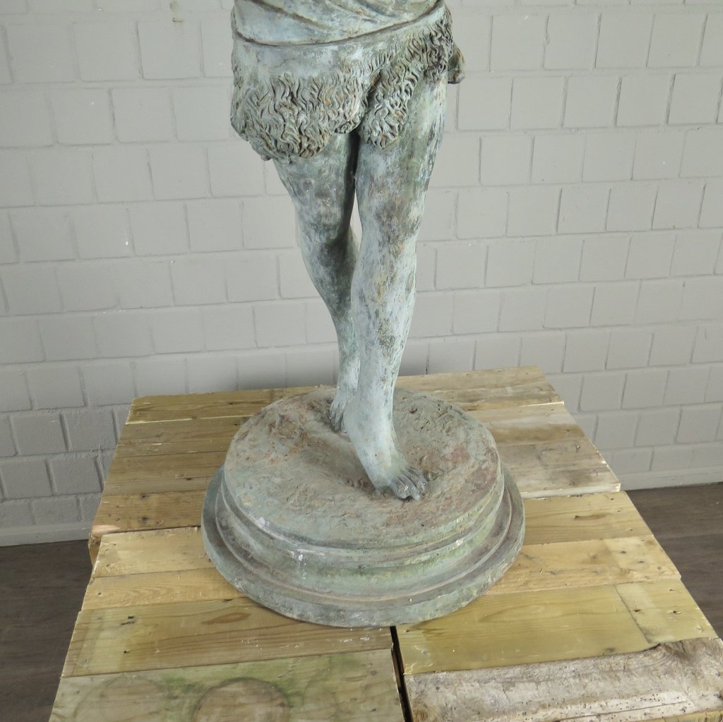 Skulptur Dekoration Musiker mit Tamburin Bronze 1,40 m