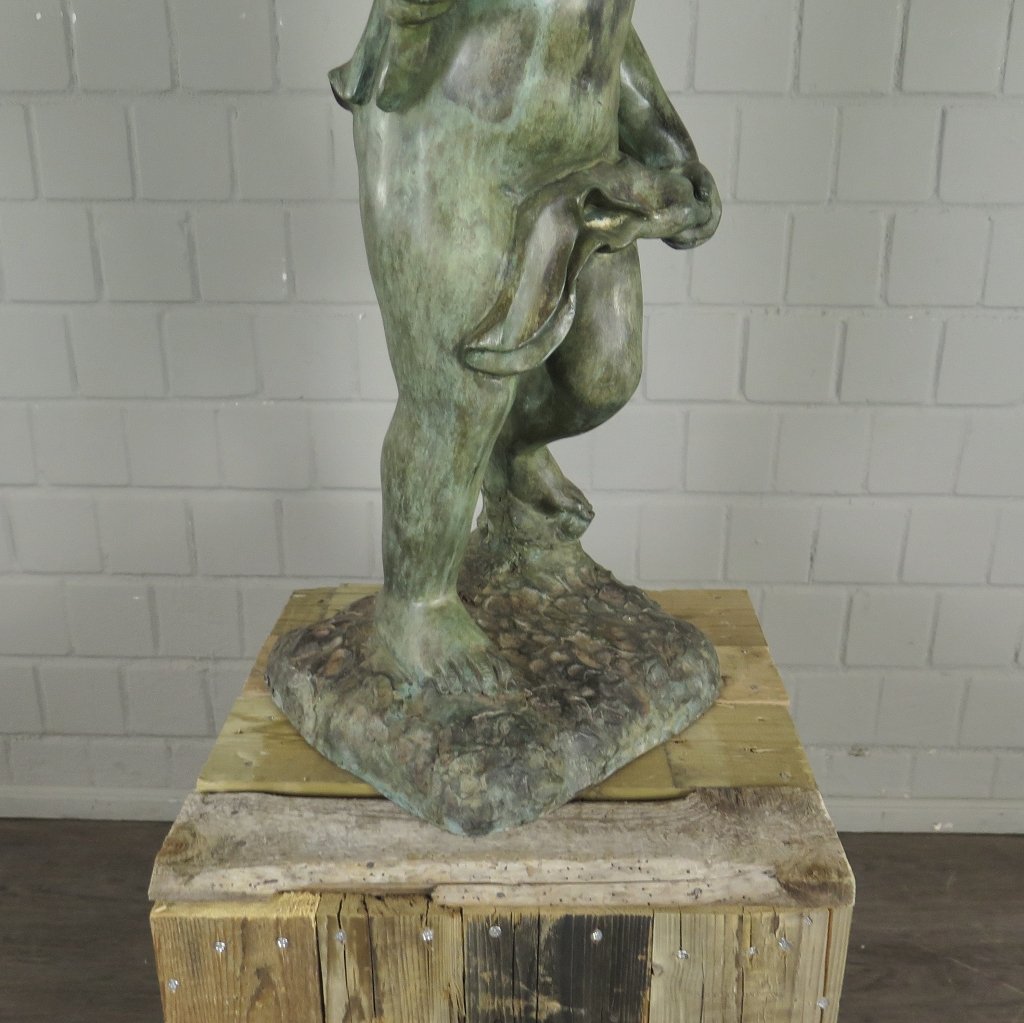Skulptur Dekoration Putte mit Fackel Bronze 0,77 m