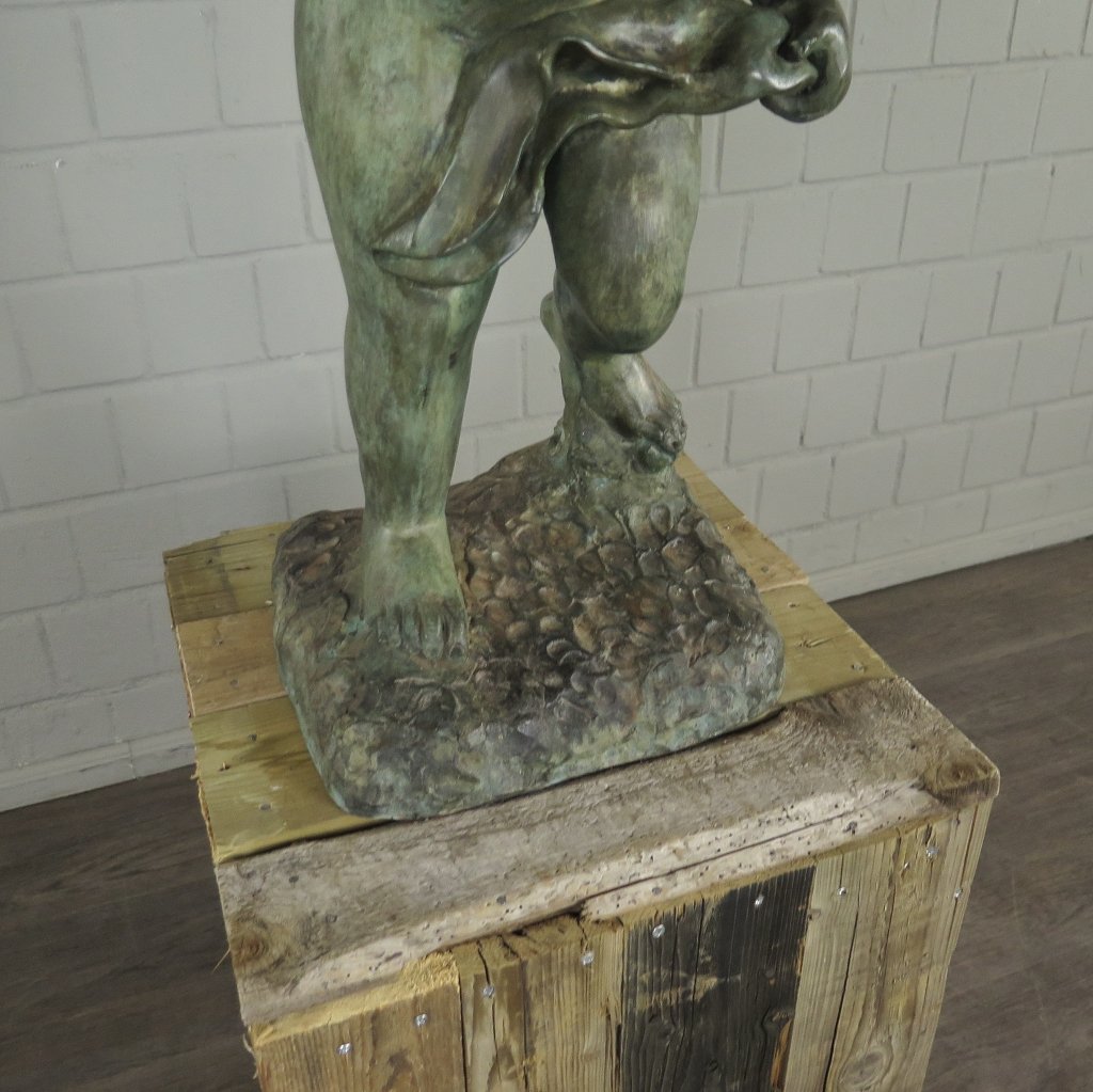 Skulptur Dekoration Putte mit Fackel Bronze 0,77 m