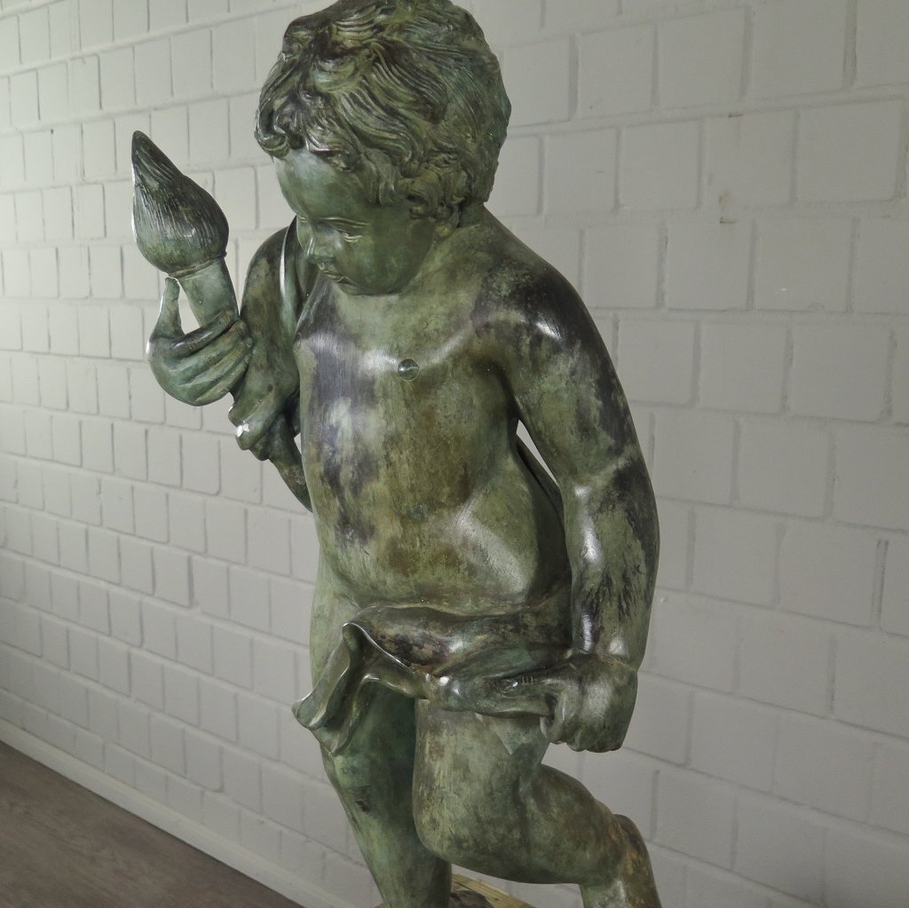 Skulptur Dekoration Putte mit Fackel Bronze 0,77 m