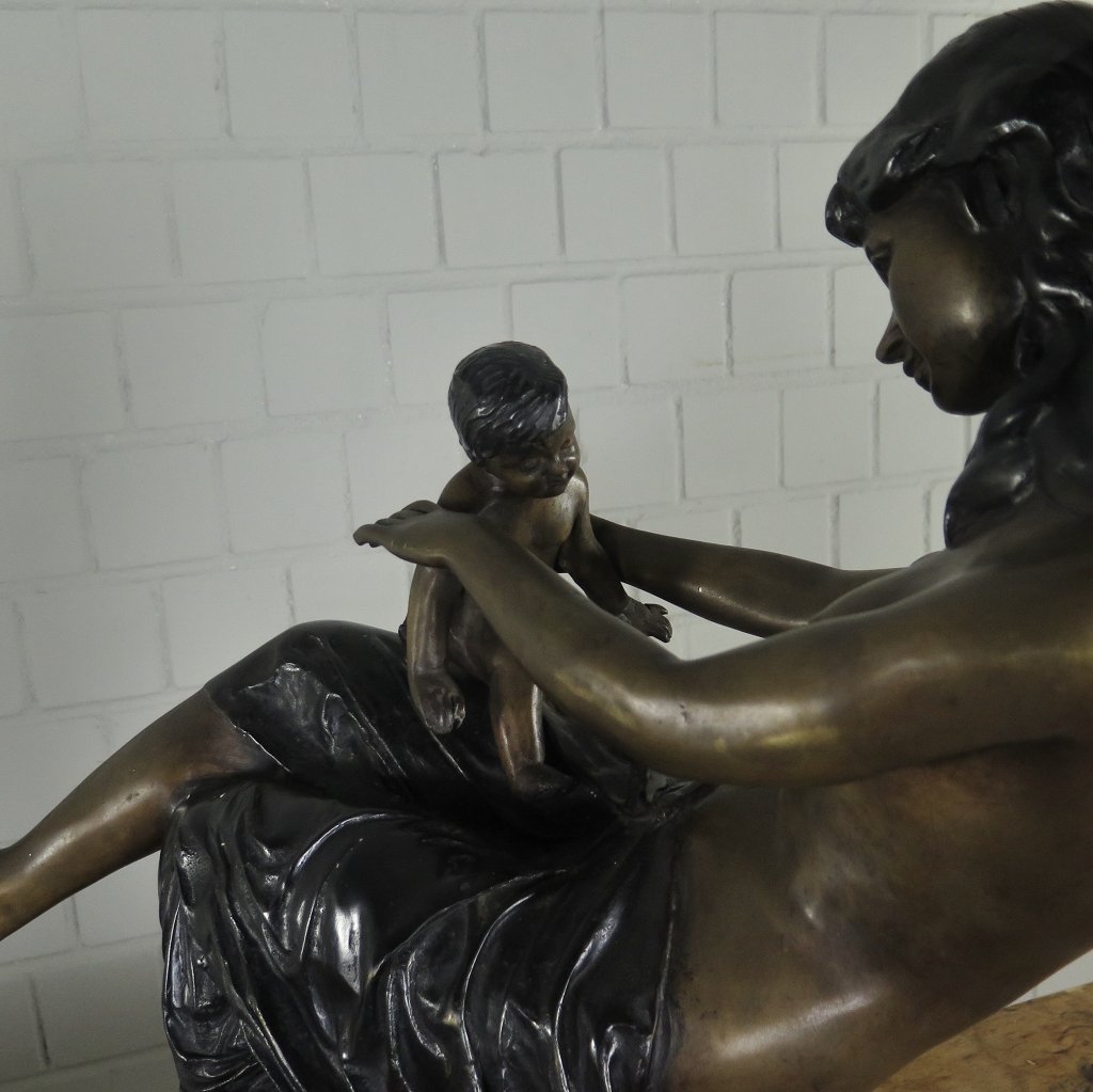Skulptur Dekoration Frau mit Kind Bronze 0,63 m