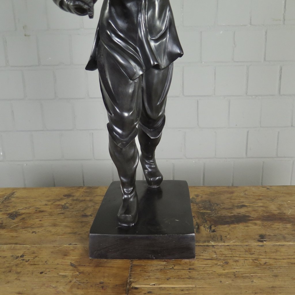 Skulptur Softballspieler Bronze 0,62m